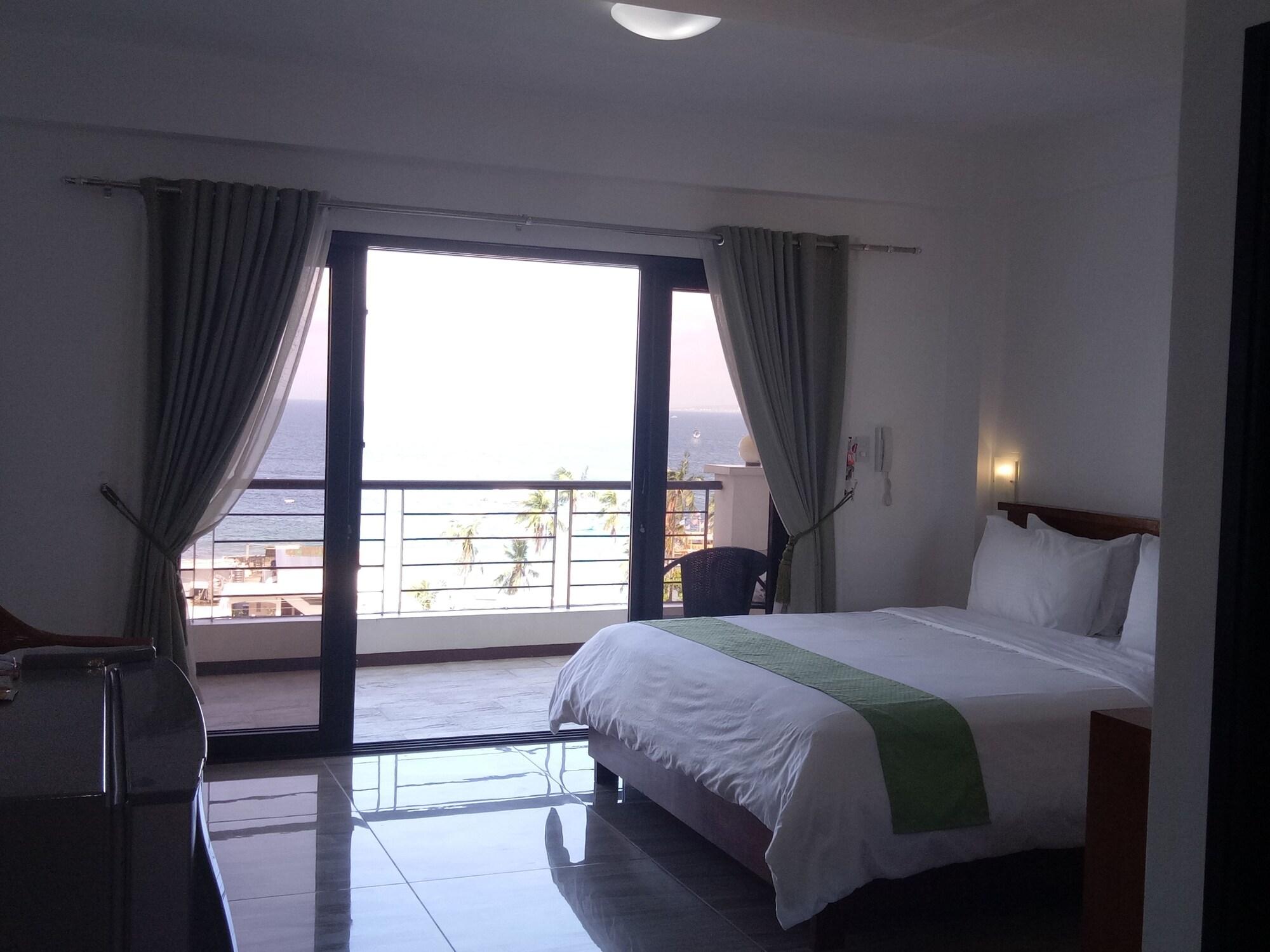 Manarra Sea View Resort Puerto Galera Exterior photo