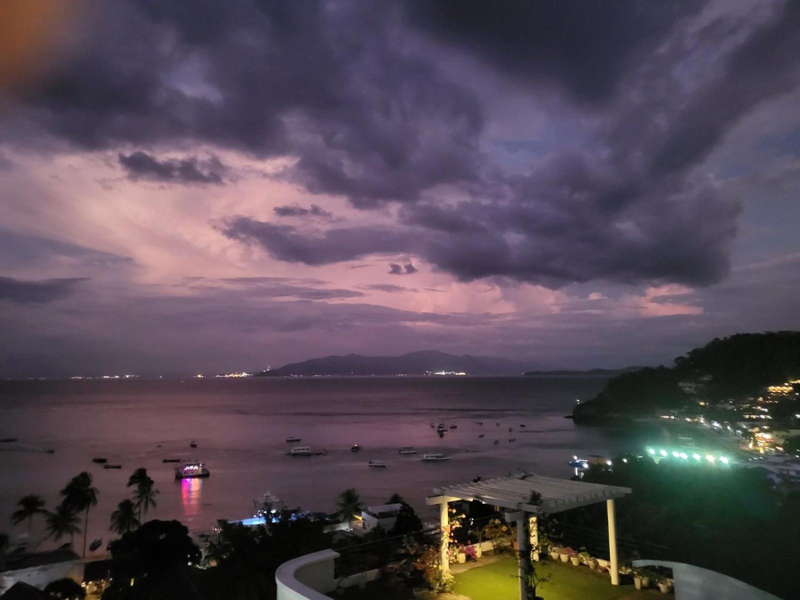Manarra Sea View Resort Puerto Galera Exterior photo