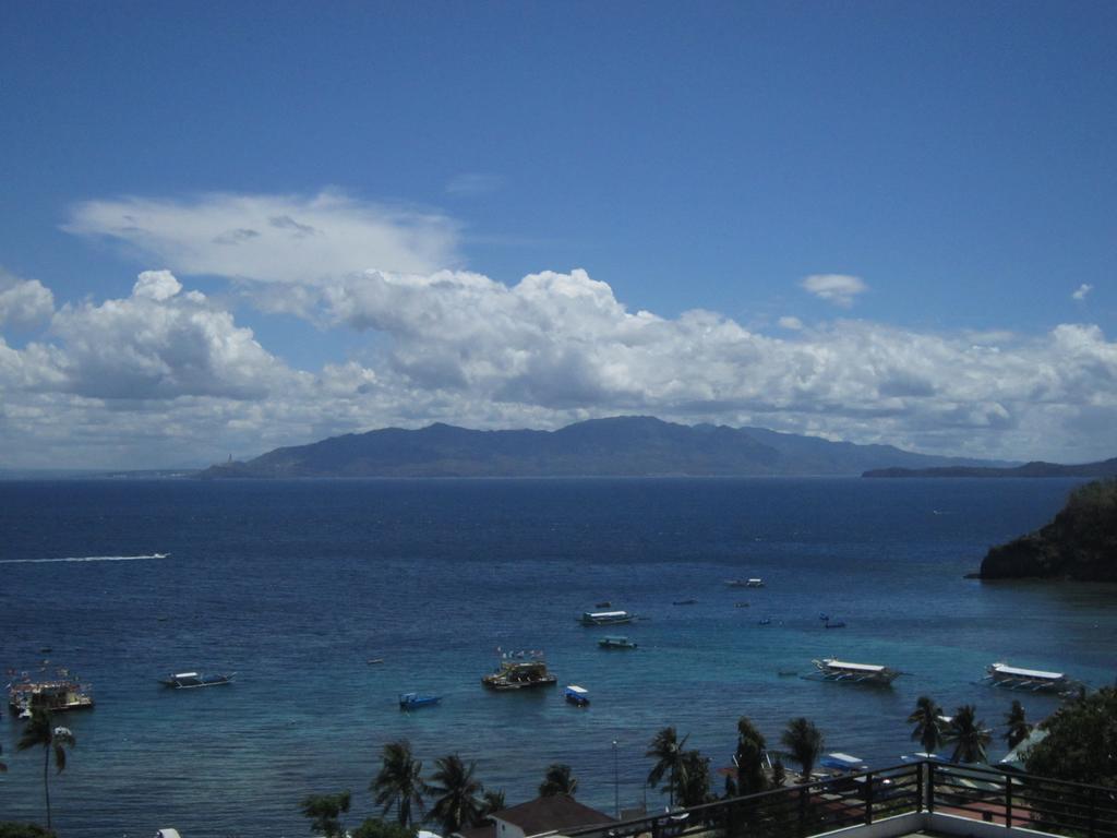 Manarra Sea View Resort Puerto Galera Exterior photo
